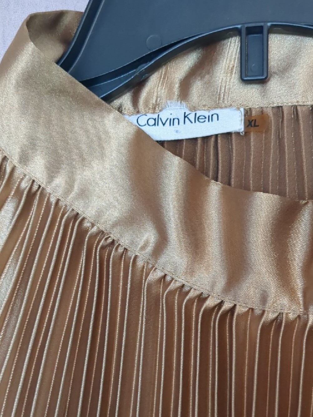 Calvin Klein Metallic Gold Pleated Halter Camisole with Tie - Picture 2 of 3